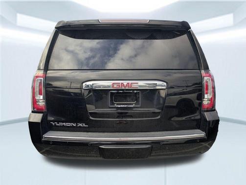 Onyx Black 2018 GMC Yukon XL Denali