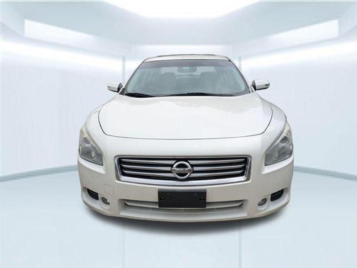 2014 Nissan Maxima SV