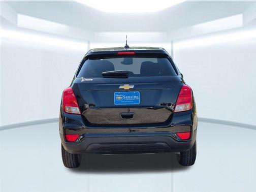 Mosaic Black Metallic 2021 Chevrolet Trax LS