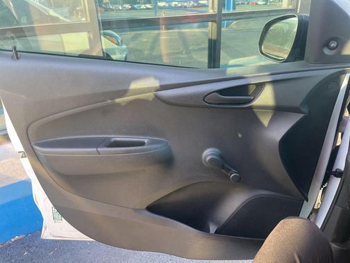 2017 Chevrolet Spark LS