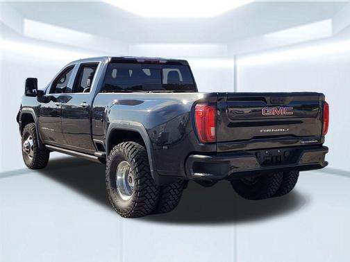 2022 GMC Sierra 3500 Denali