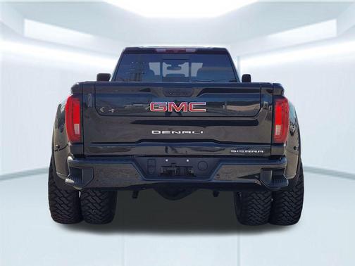 2022 GMC Sierra 3500 Denali
