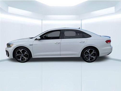 2020 Volkswagen Passat 2.0T R-Line