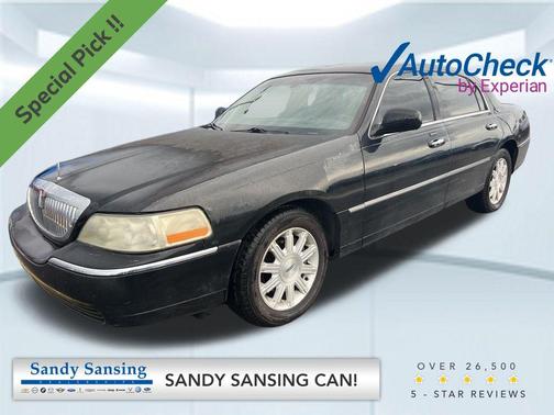 2011 Lincoln Town Car Signature