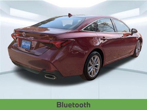 2022 Toyota Avalon XLE