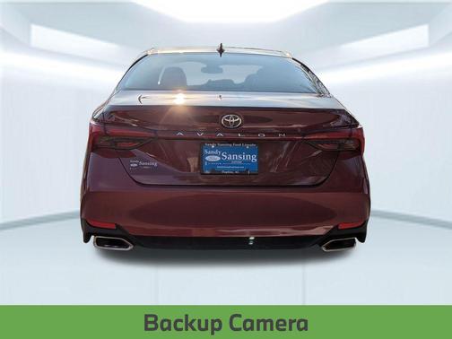 2022 Toyota Avalon XLE