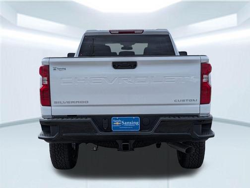 2026 Chevrolet Silverado 2500 Custom