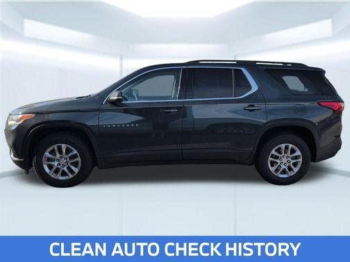 Graphite Metallic 2019 Chevrolet Traverse LT Cloth