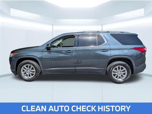 Graphite Metallic 2019 Chevrolet Traverse LT Cloth