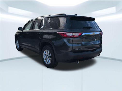 Graphite Metallic 2019 Chevrolet Traverse LT Cloth