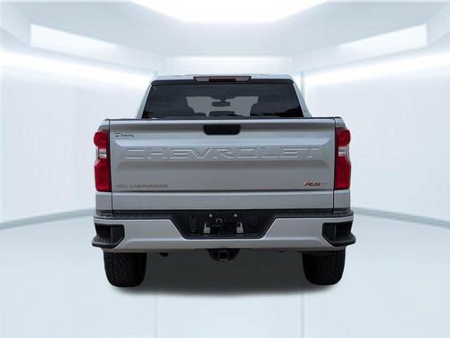 Silver Ice Metallic 2021 Chevrolet Silverado 1500 RST