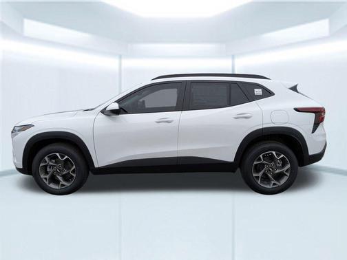 Summit White 2026 Chevrolet Trax LT