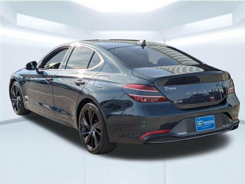2023 Genesis G70 2.0T RWD