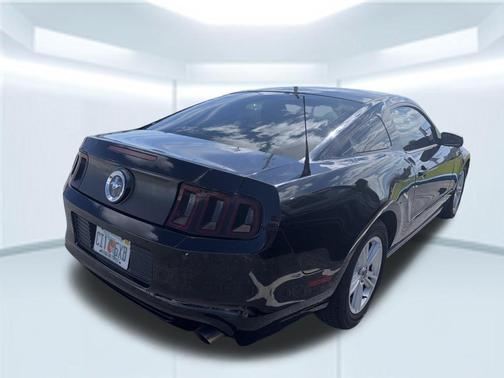 2014 Ford Mustang V6