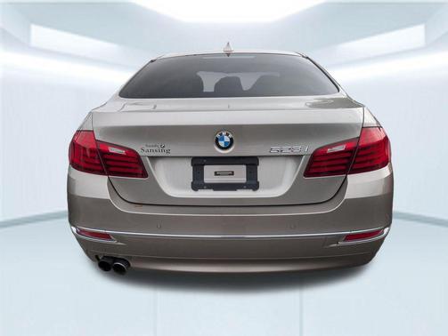 2016 BMW 528 528i