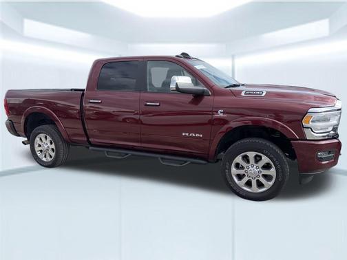 2022 RAM 2500 Laramie Crew Cab 4x4 6'4' Box