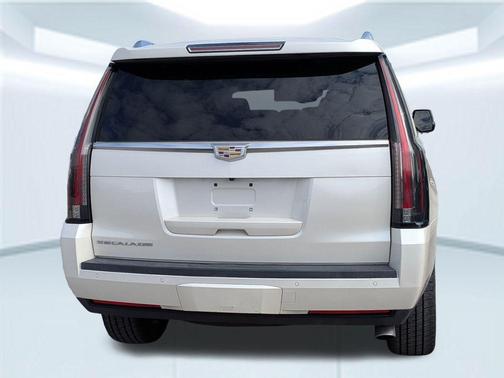 2015 Cadillac Escalade Luxury