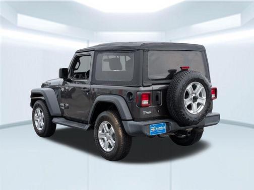 Granite Crystal Metallic Clearcoat 2018 Jeep Wrangler Sport S