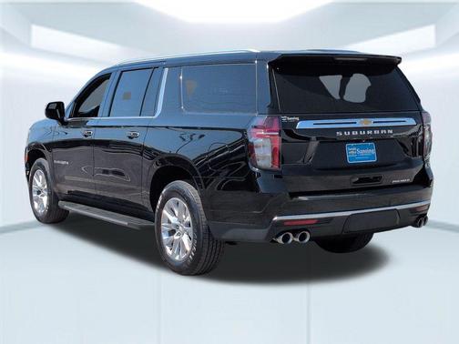 Black 2022 Chevrolet Suburban Premier