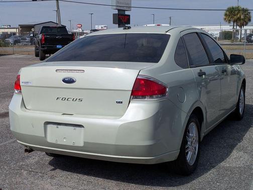 2010 Ford Focus SE