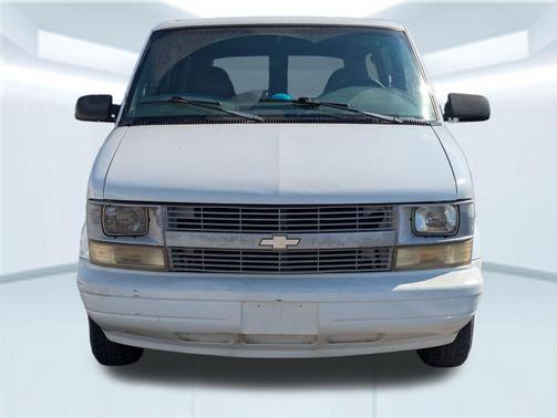 2000 Chevrolet Astro Base