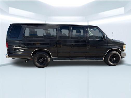 2012 Ford E350 Super Duty XLT