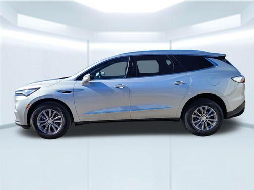 2022 Buick Enclave FWD Essence