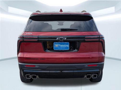 Radiant Red Tintcoat 2025 Chevrolet Traverse LT