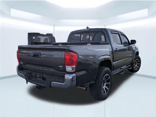 2016 Toyota Tacoma SR5