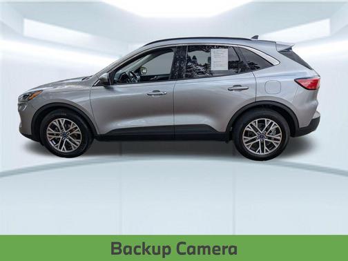 ICONIC SILVER 2022 Ford Escape SEL