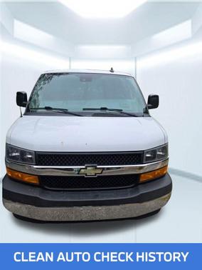 2019 Chevrolet Express 3500 LT