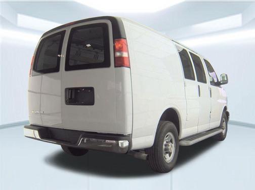 2024 Chevrolet Express 2500 RWD 2500 Regular Wheelbase WT