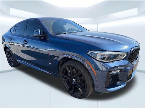 2021 BMW X6 M50i