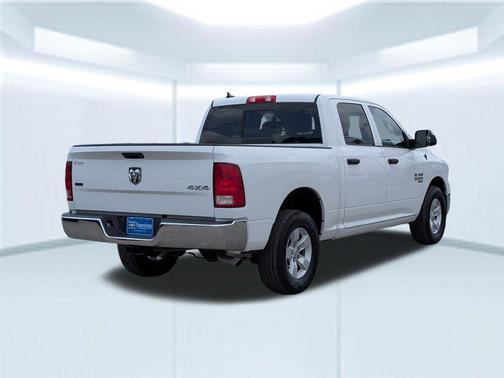 Bright White Clearcoat 2023 RAM 1500 Classic SLT