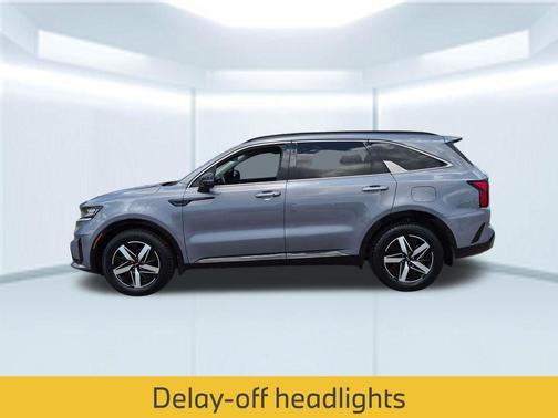 Everlasting Silver 2021 Kia Sorento S