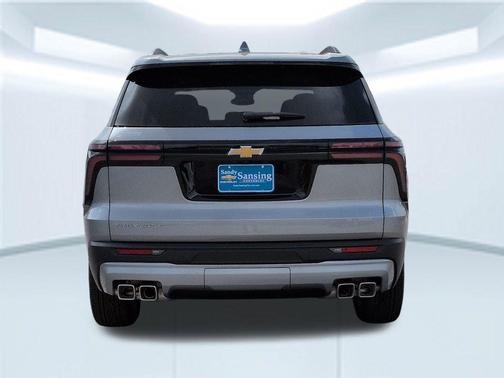 Sterling Gray Metallic 2026 Chevrolet Traverse LT