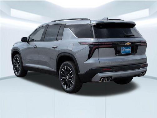 Sterling Gray Metallic 2026 Chevrolet Traverse LT