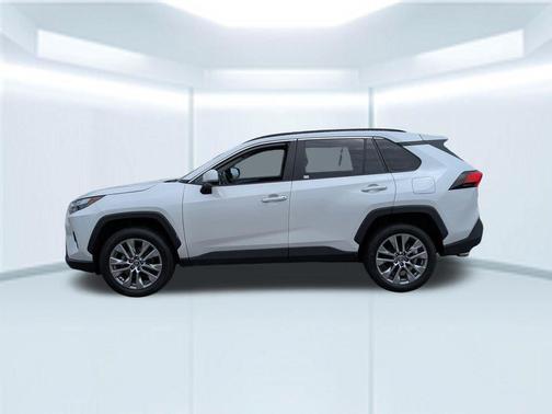 Wind Chill Pearl 2023 Toyota RAV4 XLE Premium