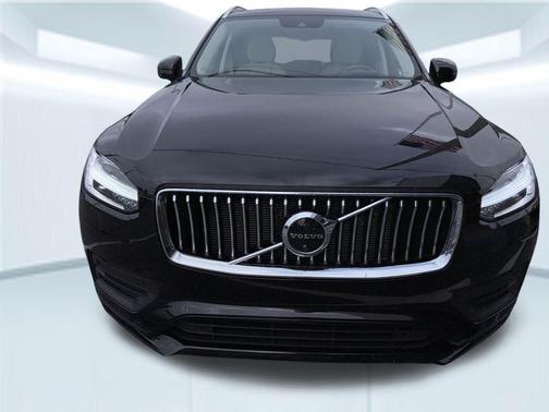2021 Volvo XC90 T5 Momentum