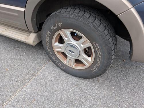 2004 Ford Expedition Eddie Bauer