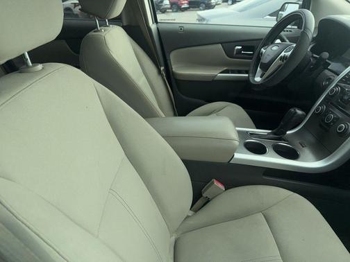 2013 Ford Edge SE