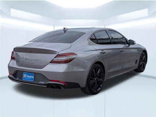 2023 Genesis G70 2.0T RWD