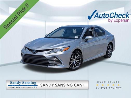 Celestial Silver Metallic 2024 Toyota Camry XLE