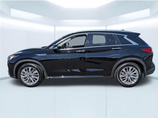 2023 INFINITI QX50 LUXE AWD