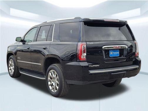 2017 GMC Yukon Denali