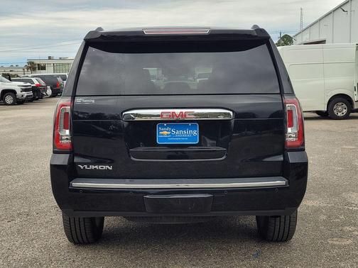 2017 GMC Yukon Denali