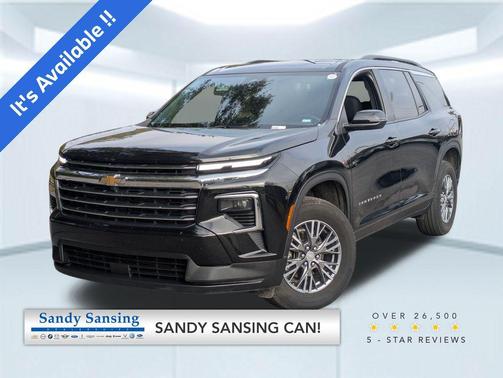 2025 Chevrolet Traverse LT