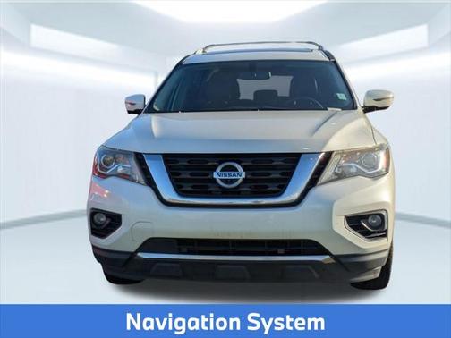 2017 Nissan Pathfinder Platinum