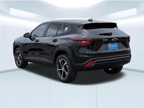 Mosaic Black Metallic 2026 Chevrolet Trax FWD 1RS