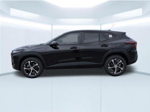 Mosaic Black Metallic 2026 Chevrolet Trax FWD 1RS